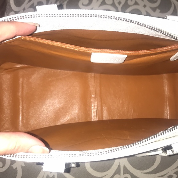 SOLD BVLGARI Bulgari Purse Shoulder Bag Tote Satchel 🤍 - Picture 6 of 16